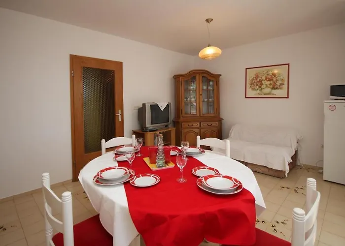 Daire With Parking Space Punat, Krk - 23877