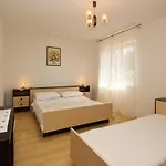 Apartament With Parking Space Punat, Krk - 23877 Punat